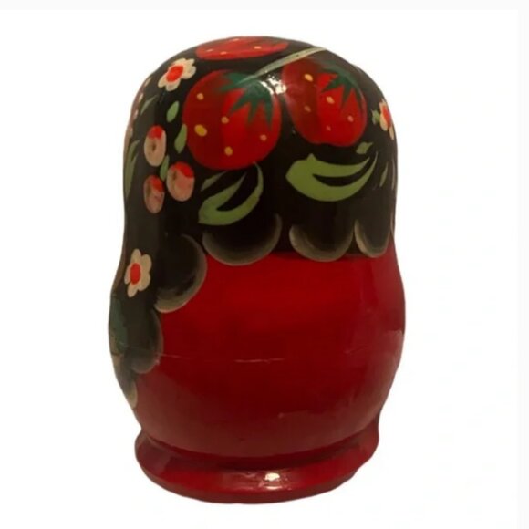 EUC 5-Piece Set Nesting Dolls with Strawberry Design (BN8-104) - Picture 3 of 14